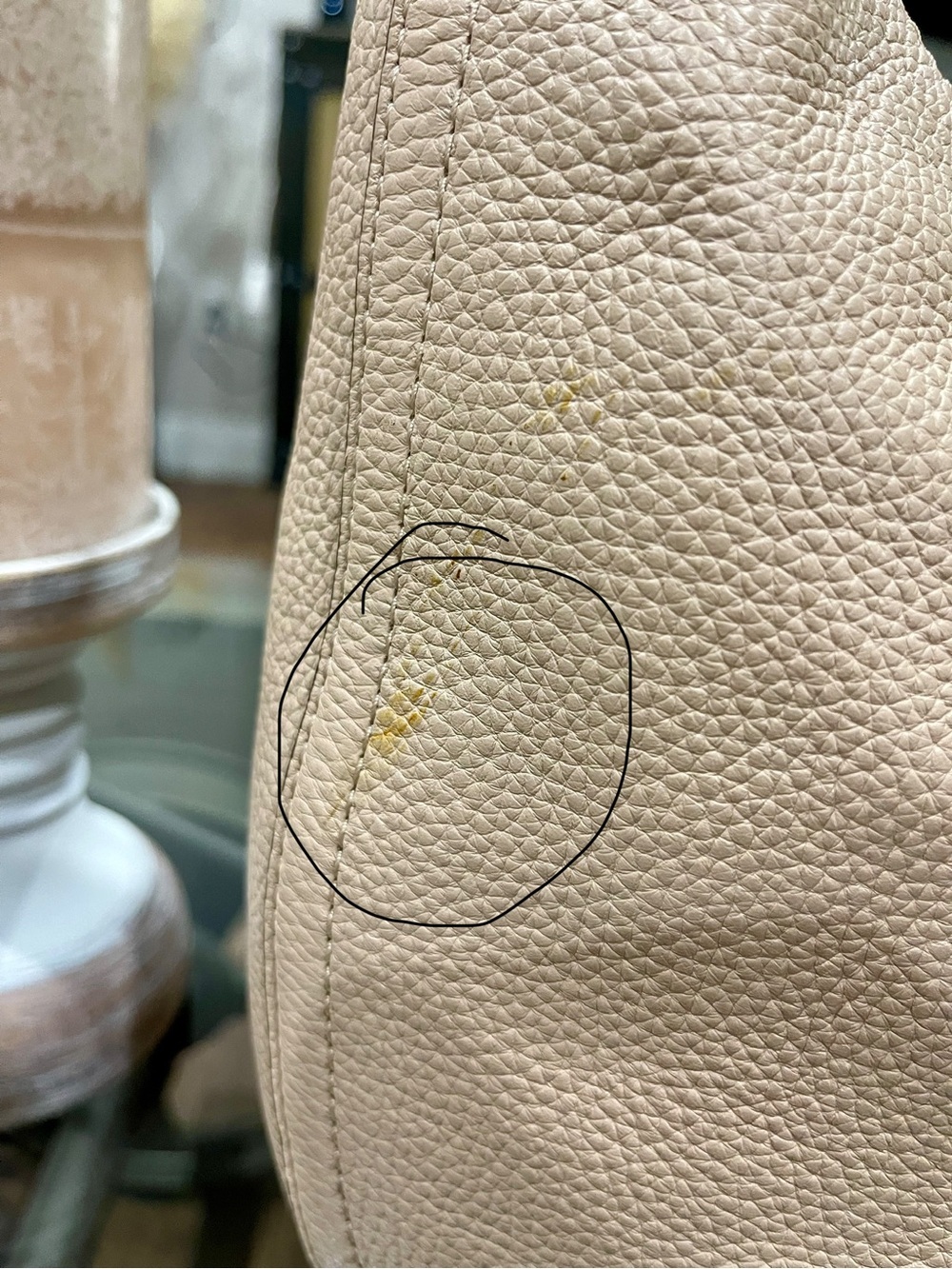 MICHAEL Michael Kors Pebbled Leather Hobo in Rose Beige, Gold Tone Hardware - Picture 11 of 14